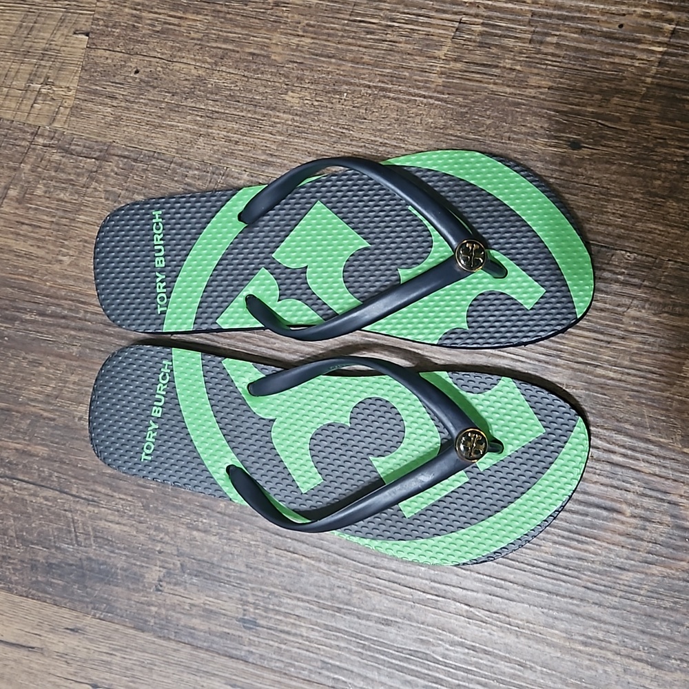 Tory Burch flip flops small